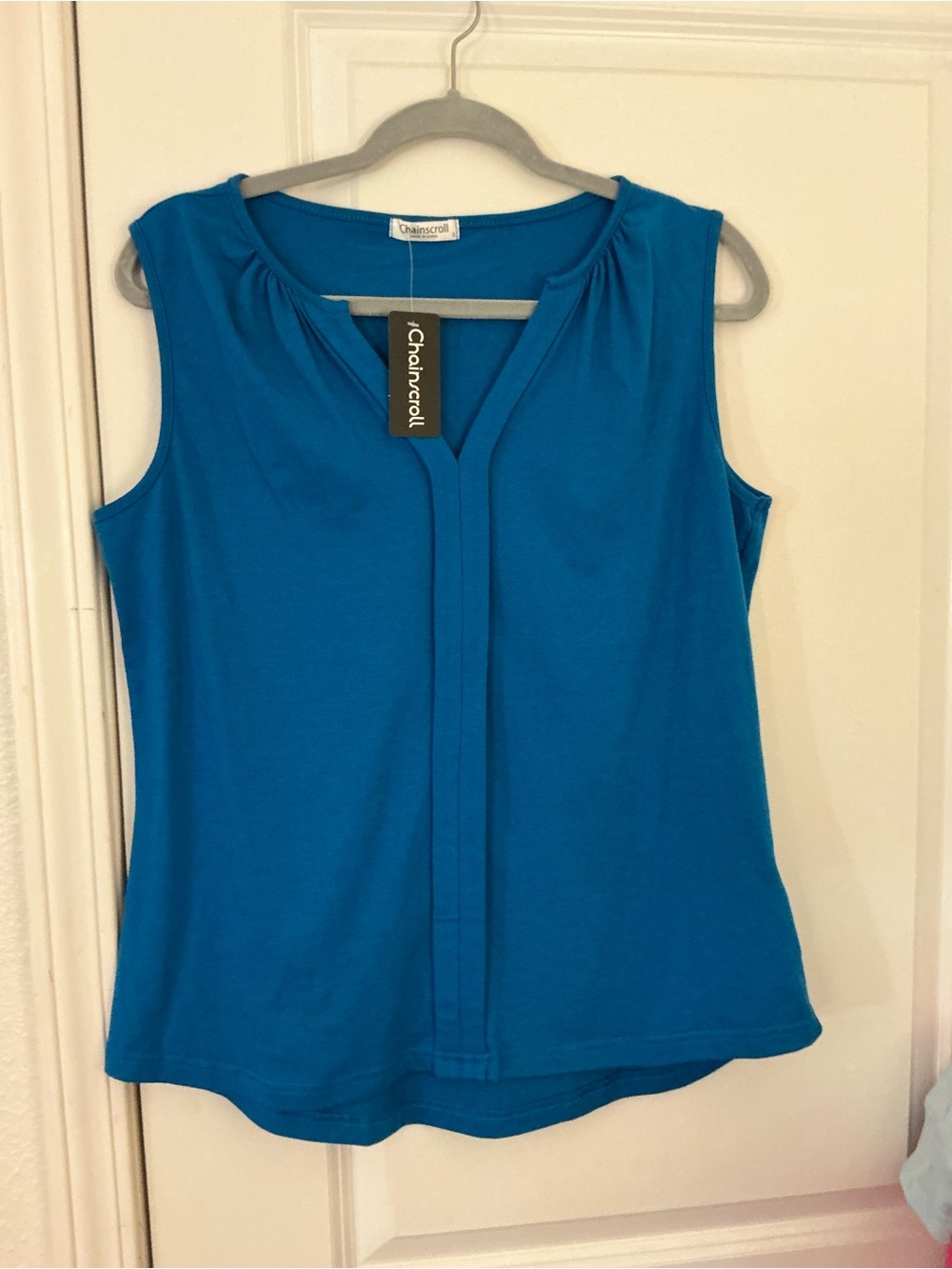 🔥 Chainscroll Cobalt Blue Pleated V-Neck Slveless Blouse TankTop Women's S NWT